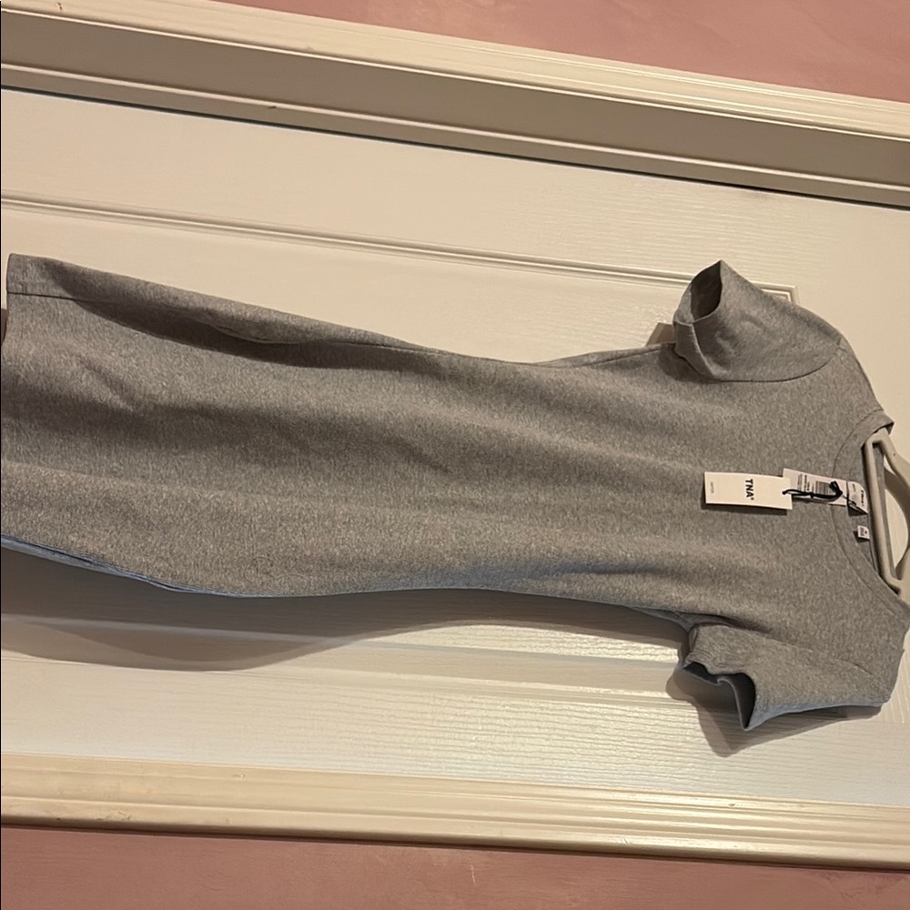 TNA Gray Short Sleeve Dress